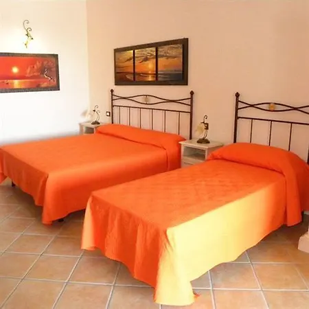 Hotel Borgo Eolie 3*