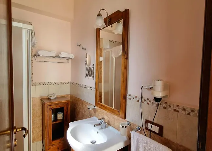 博尔戈伊欧利酒店 酒店 3*